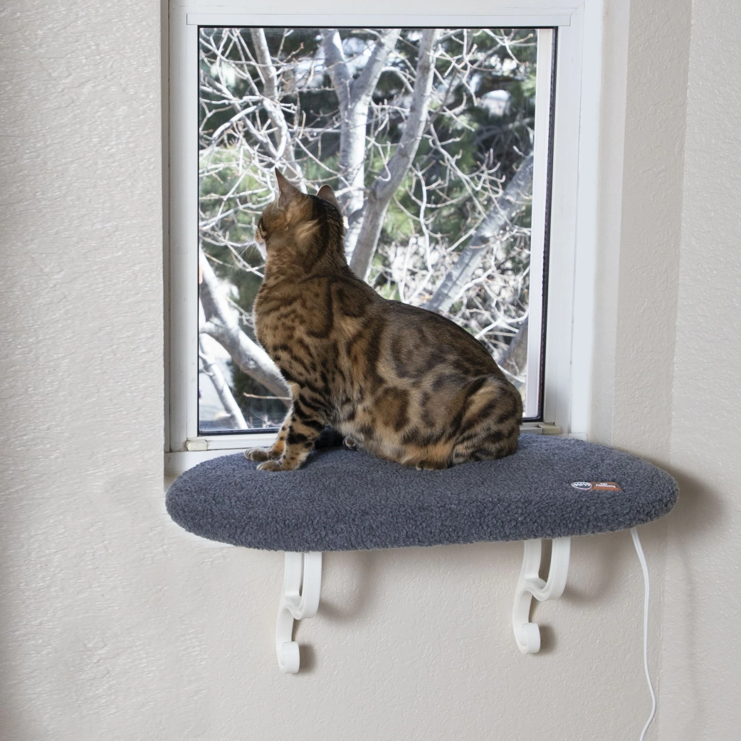 K&H Pet Products Thermo-Kitty Sill Cat Window Perch 1 K&H Pet Products Thermo-Kitty Sill Cat Window Perch
