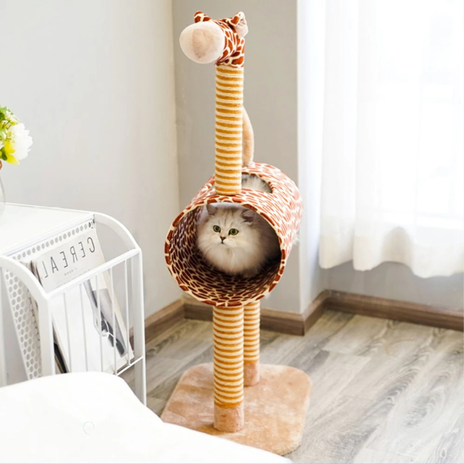 ZEZE Giraffe Tree With Tunnel & Scratcher Cat Furniture, Large 5 ZEZE Giraffe Tree With Tunnel & Scratcher Cat Furniture, Large - Image 5